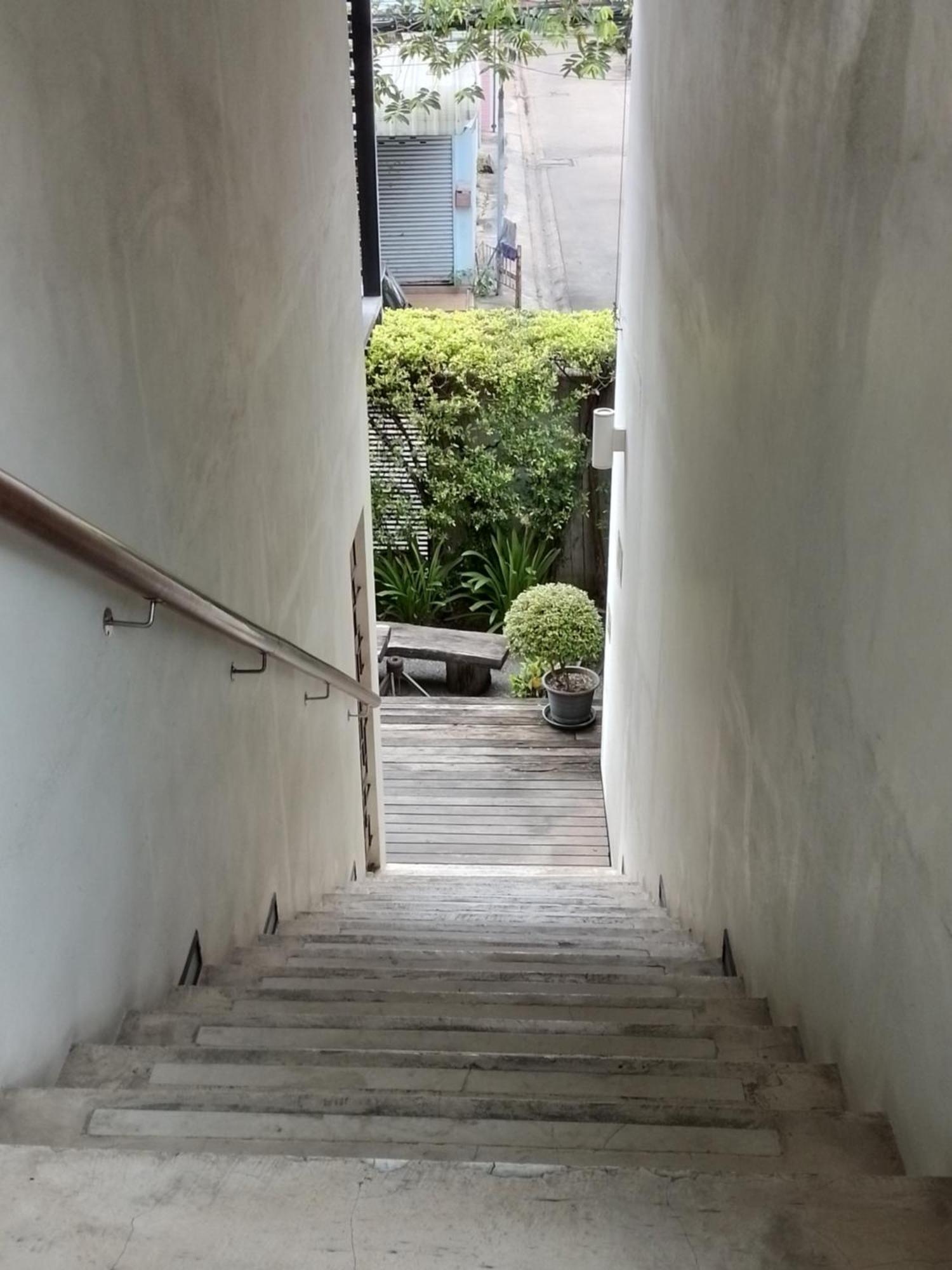 Udee Bangkok Hostel Exterior foto
